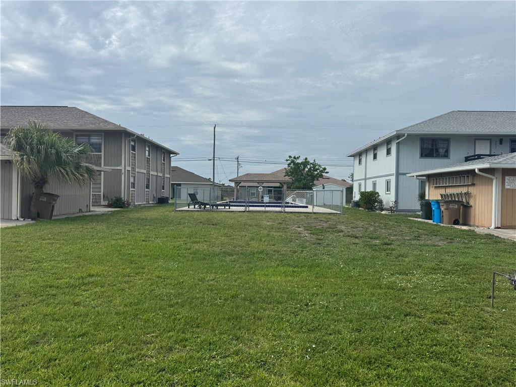 PAR SIDE CONDOMINIUM - Residential