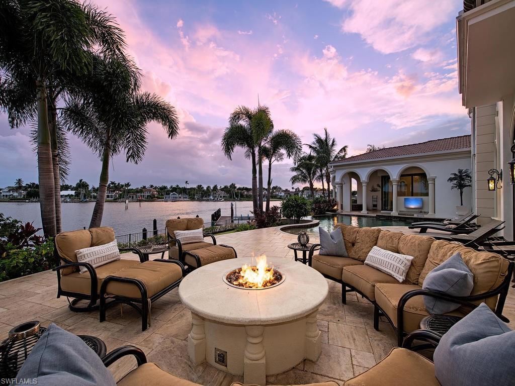 ROYAL HARBOR - Residential