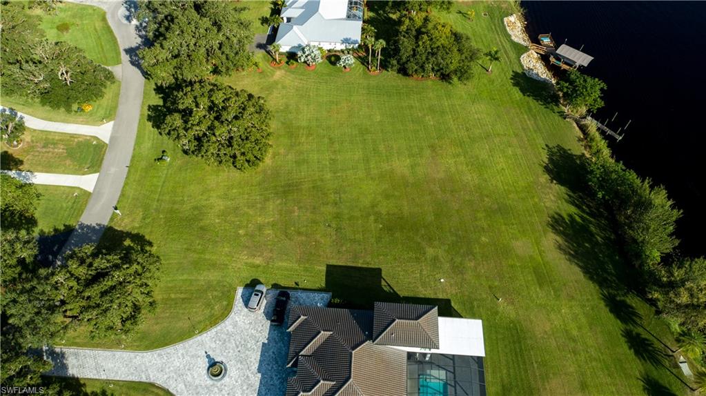 RIVERBEND ESTATES - Land