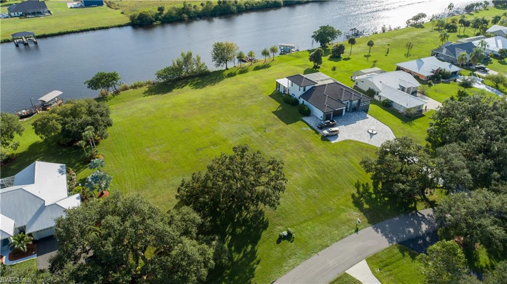 RIVERBEND ESTATES - Land