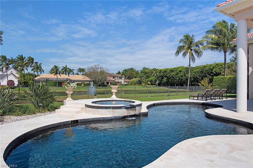 BAY COLONY SHORES - Residential