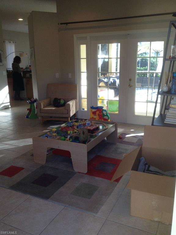 MONTEREY - Residential