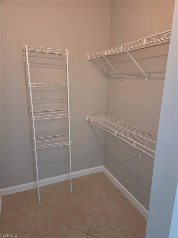 RESERVE AT NAPLES - Residential Lease