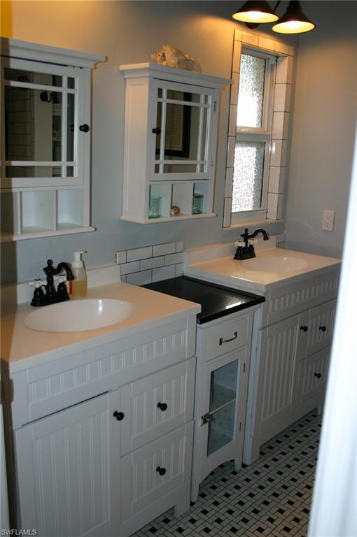 WHISKEY CREEK VILLAGE GREEN - Residential
