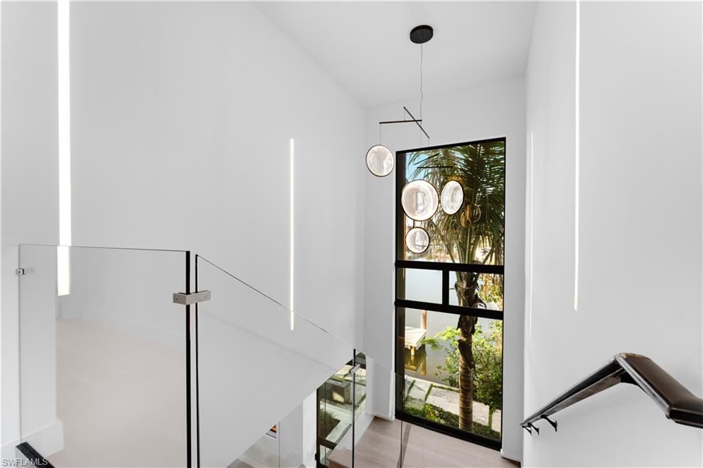 OYSTER BAY - Residential Lease