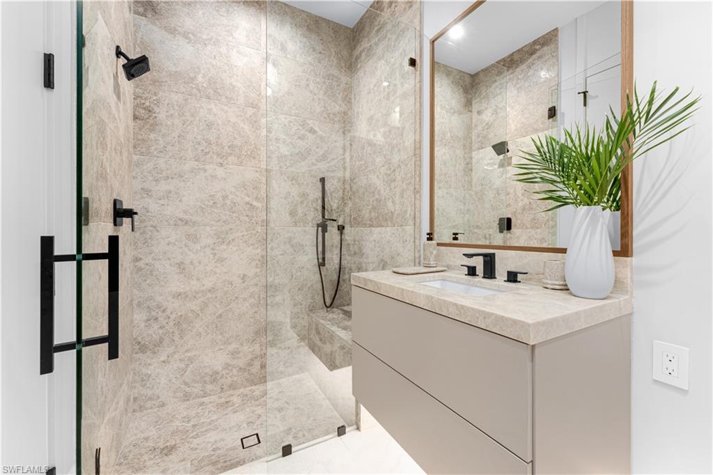 OYSTER BAY - Residential Lease