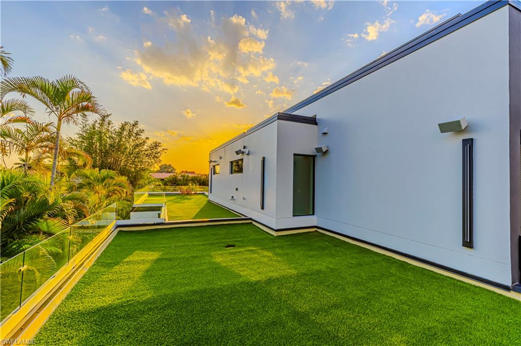 OYSTER BAY - Residential Lease