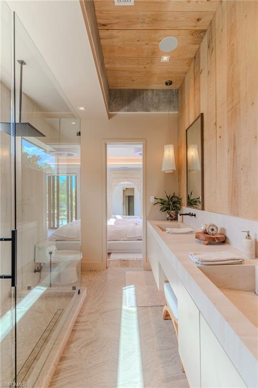 OYSTER BAY - Residential Lease