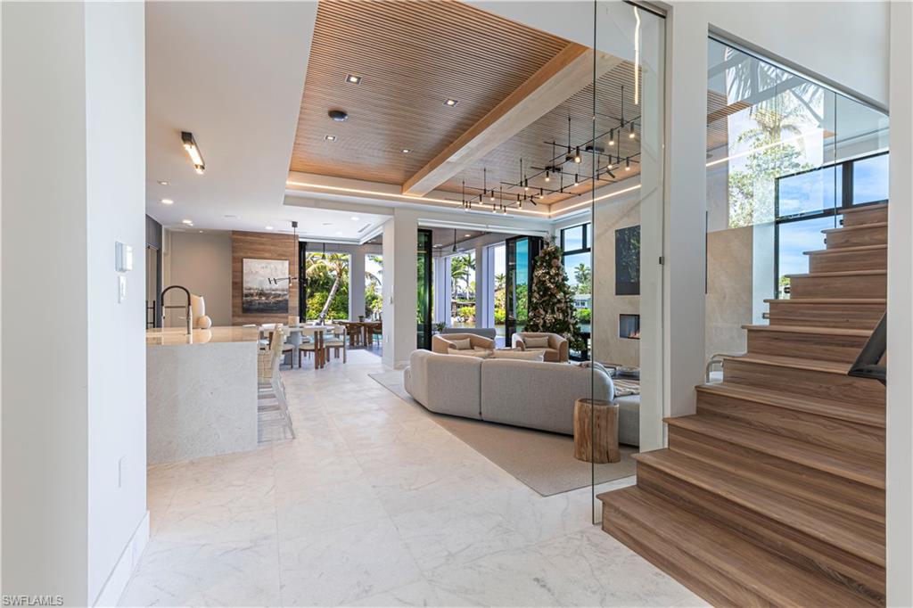 OYSTER BAY - Residential Lease