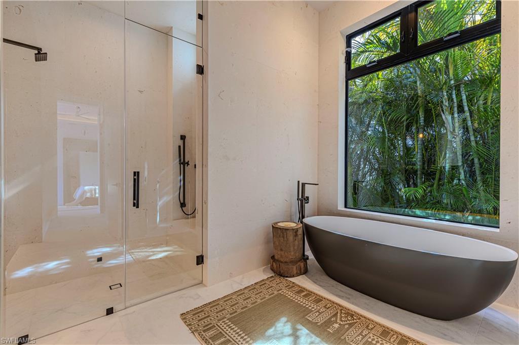 OYSTER BAY - Residential Lease