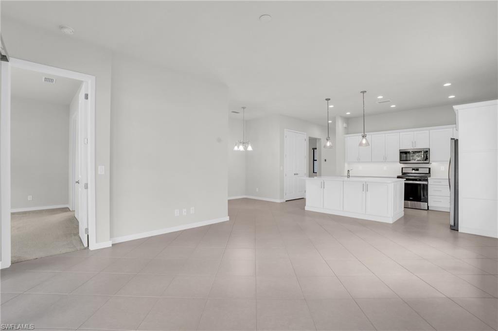 ABACO POINTE - Residential