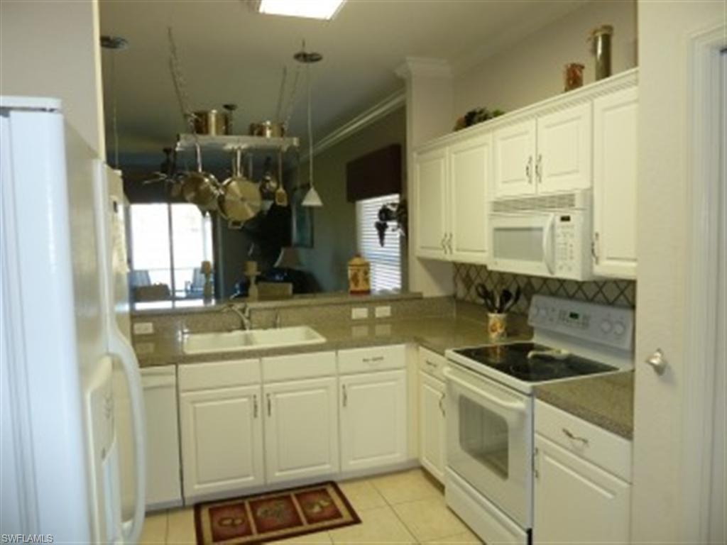 CALUSA PALMS - Residential