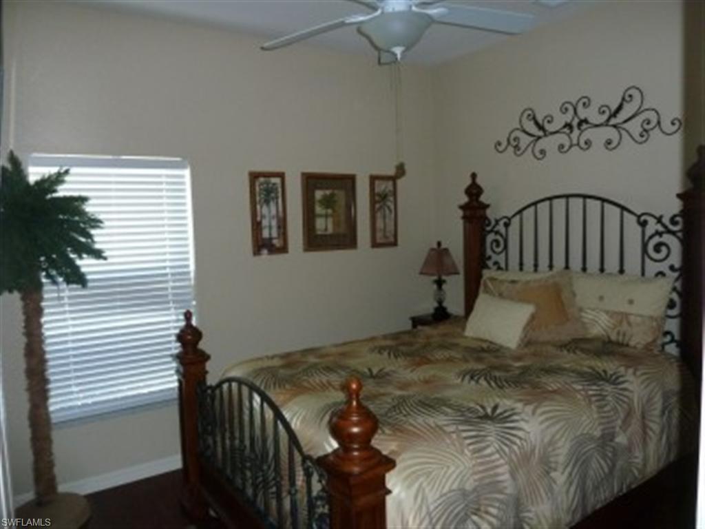 CALUSA PALMS - Residential