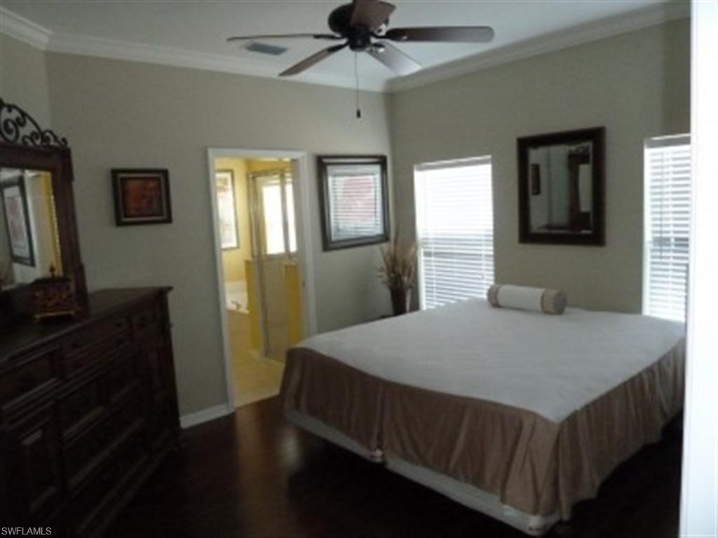 CALUSA PALMS - Residential