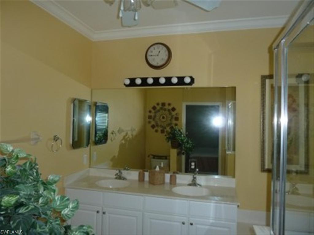 CALUSA PALMS - Residential