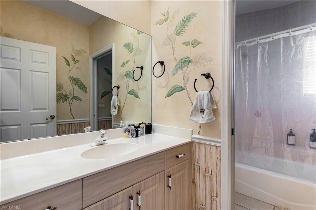 MONTEREY - Residential
