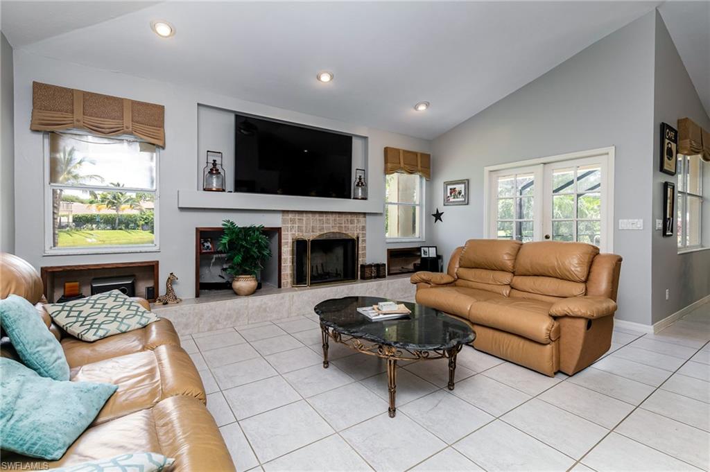 MONTEREY - Residential
