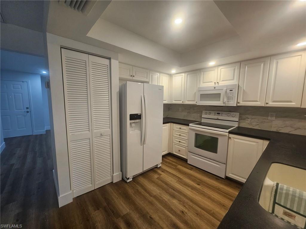 WATERWAY ESTATES - Residential Lease