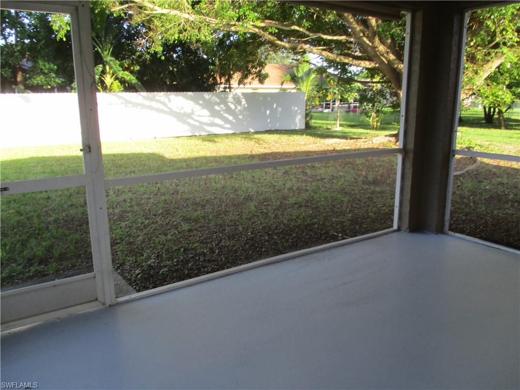 CAPE CORAL - Residential