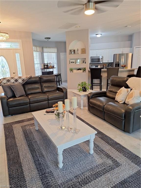 DEL VERA COUNTRY CLUB - Residential Lease