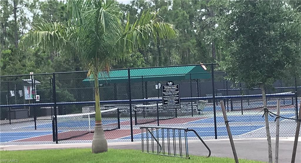 DEL VERA COUNTRY CLUB - Residential Lease