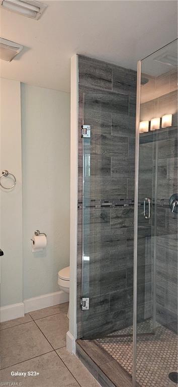 COUNTRY CLUB HOMES - Residential Lease