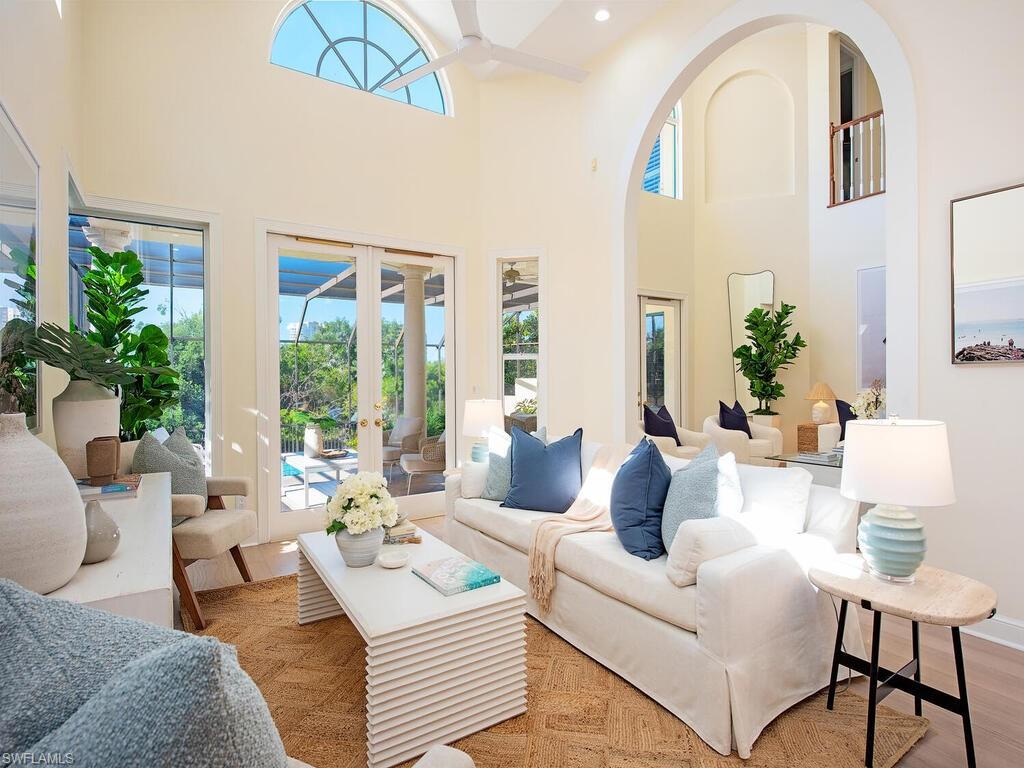 VIZCAYA AT BAY COLONY - Residential