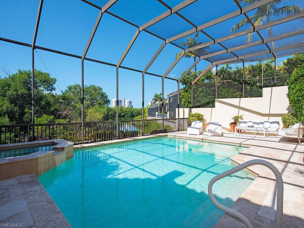 VIZCAYA AT BAY COLONY - Residential