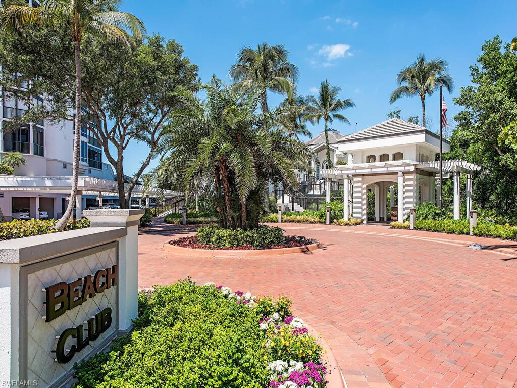 VIZCAYA AT BAY COLONY - Residential