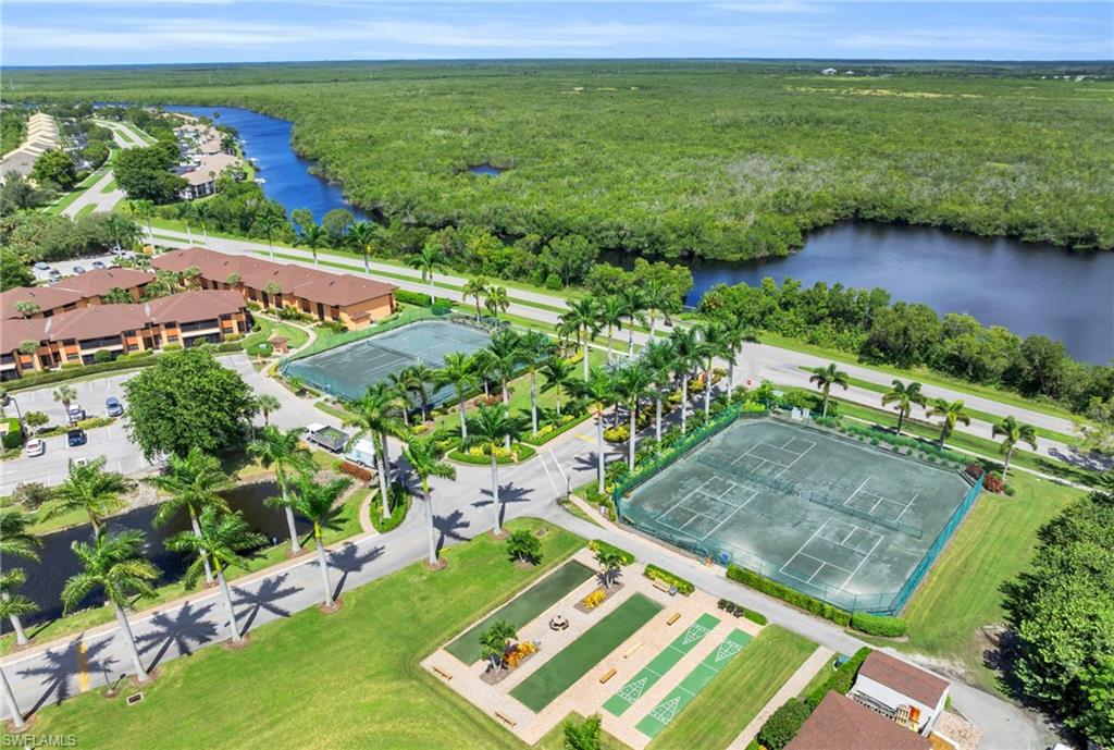 TROPIC SCHOONER APTS - Residential