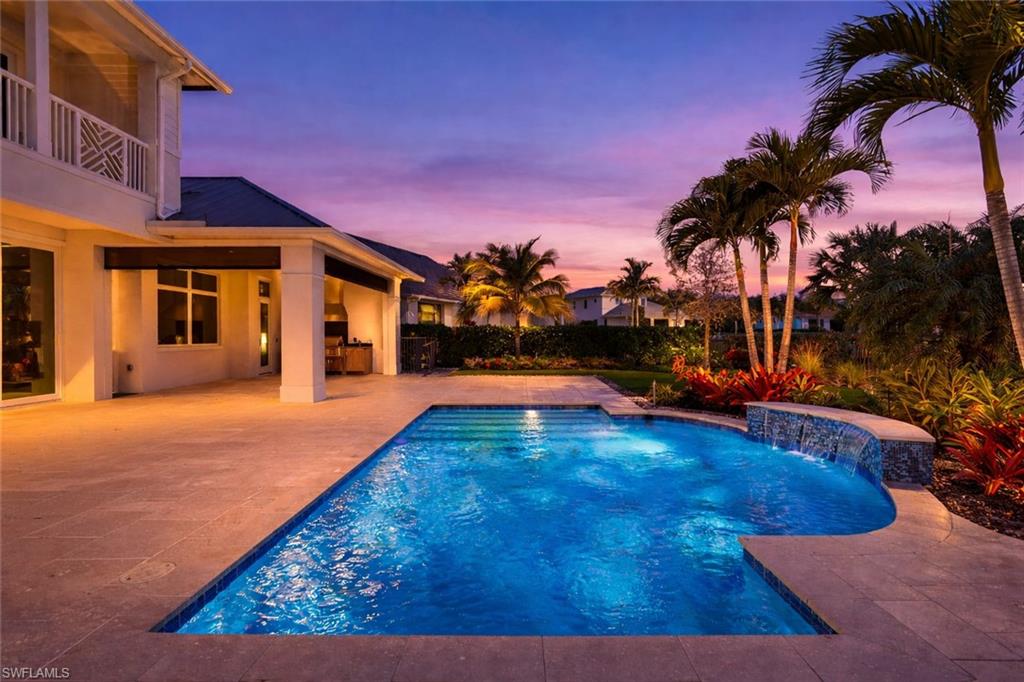 THE ENCLAVE OF DISTINCTION - Residential
