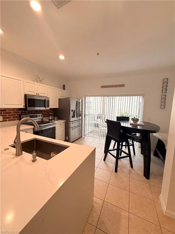 CYPRESS GLEN VILLAGE - Residential Lease