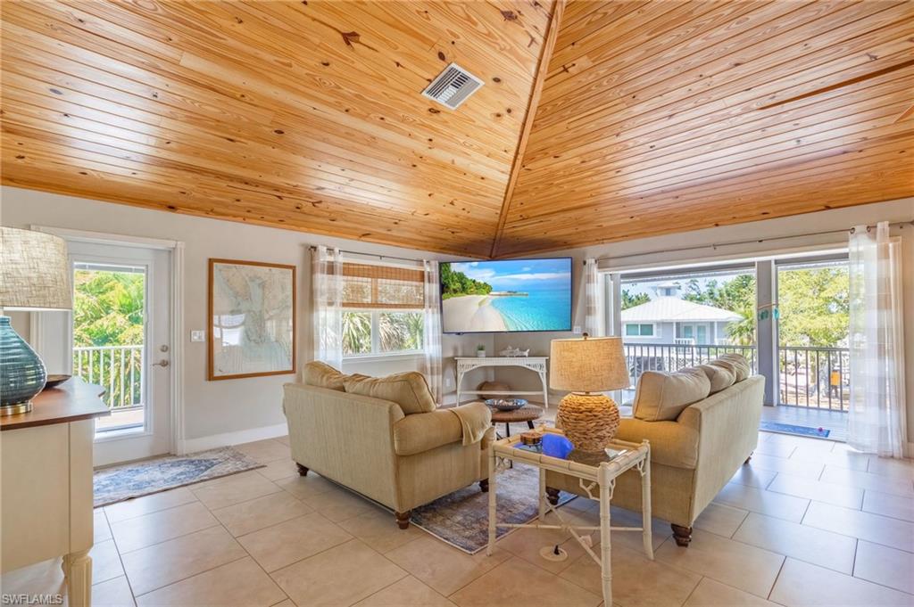PINE ISLAND - Residential