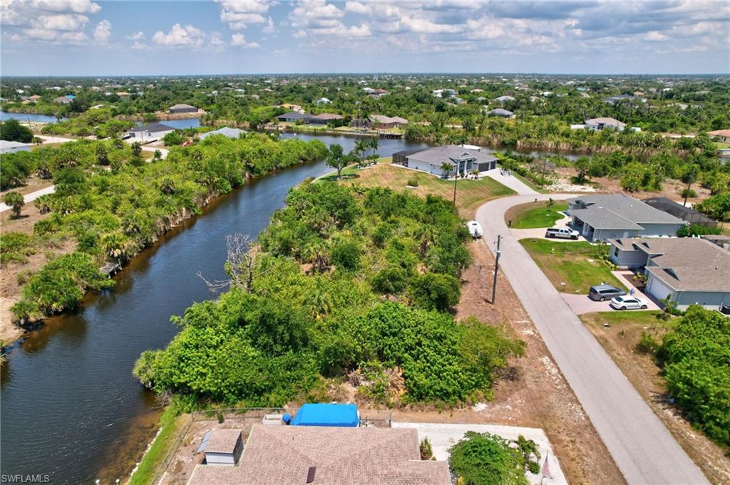 PORT CHARLOTTE - Land