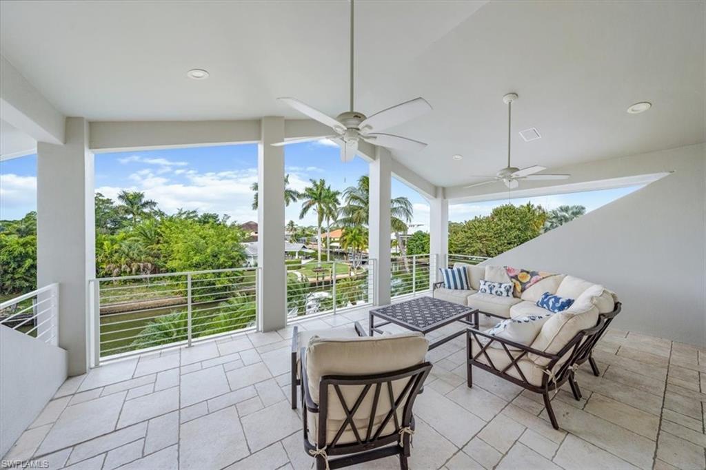 ROYAL HARBOR - Residential