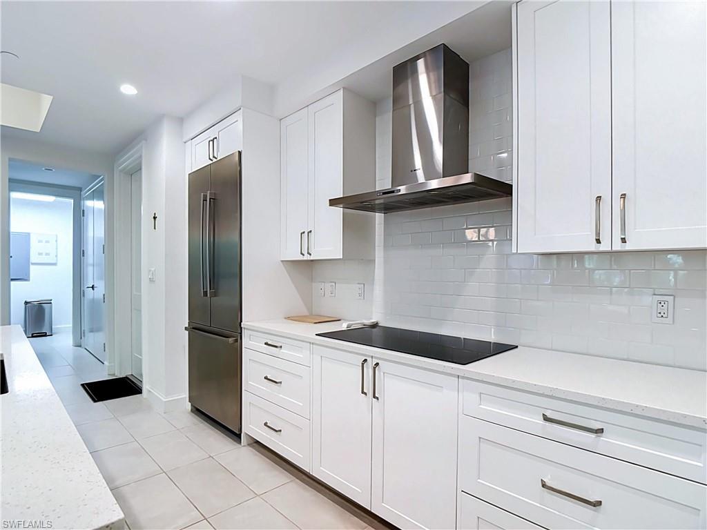 ELEVEN ELEVEN CENTRAL - Residential