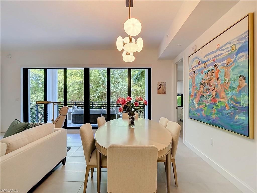 ELEVEN ELEVEN CENTRAL - Residential