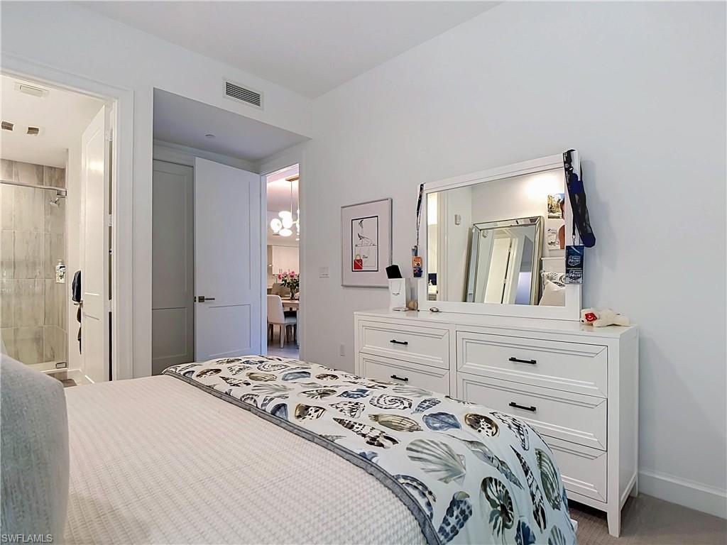ELEVEN ELEVEN CENTRAL - Residential