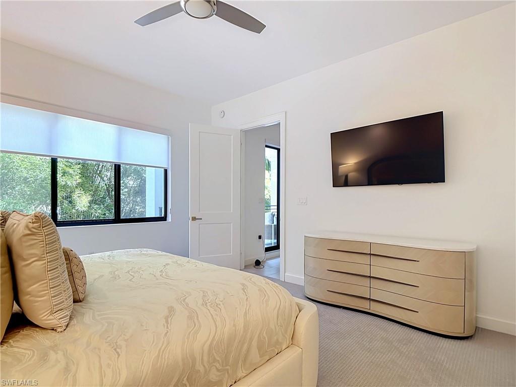 ELEVEN ELEVEN CENTRAL - Residential