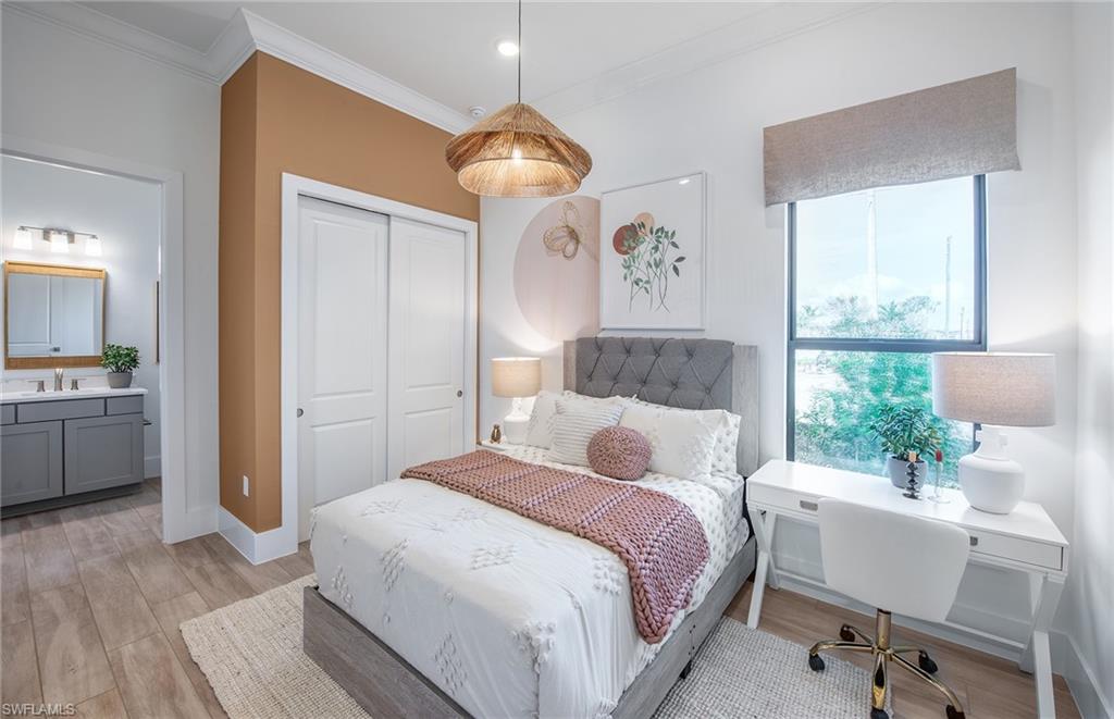 CAYMAS - Residential