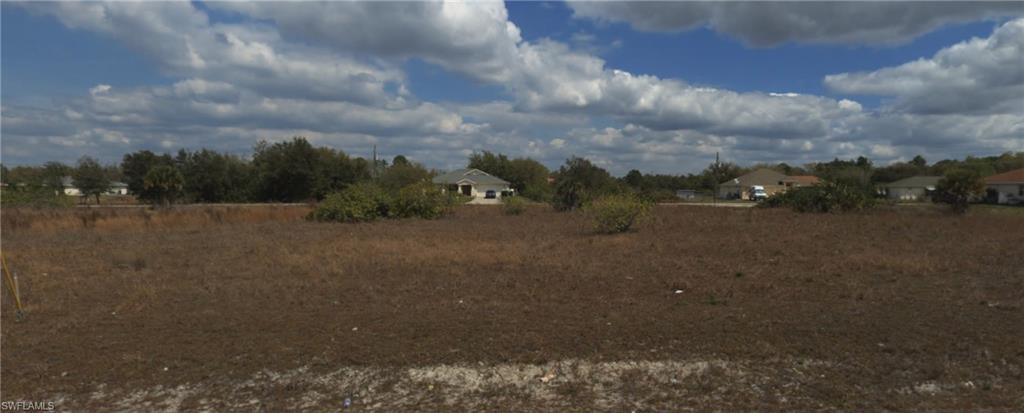 LEHIGH ACRES - Land