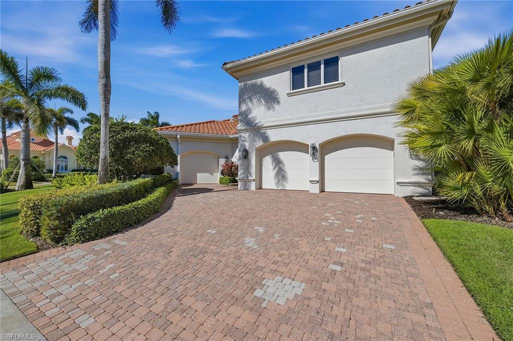 BAY COLONY SHORES - Residential