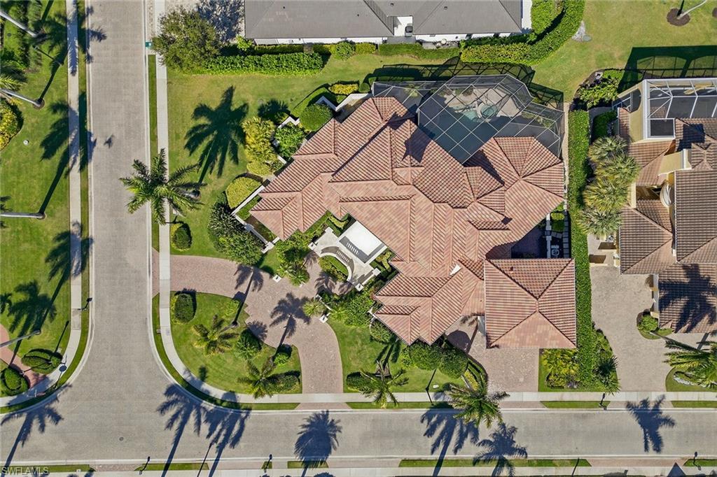 BAY COLONY SHORES - Residential