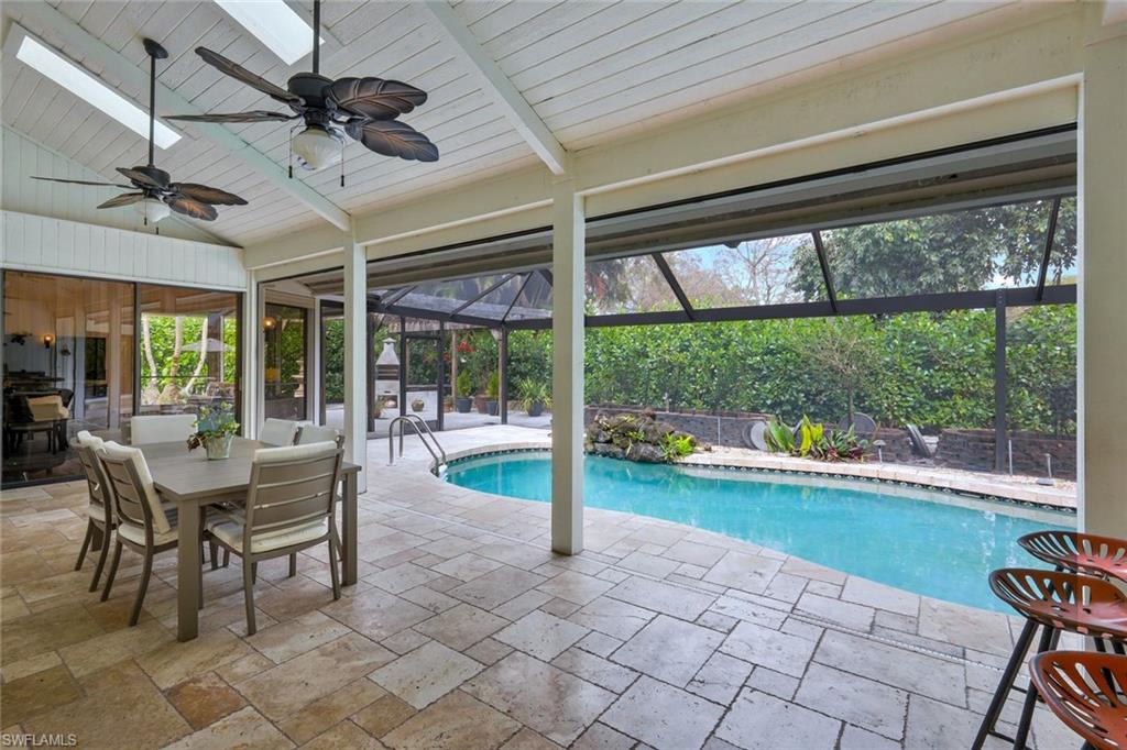 PELICAN BAY WOODS - Residential