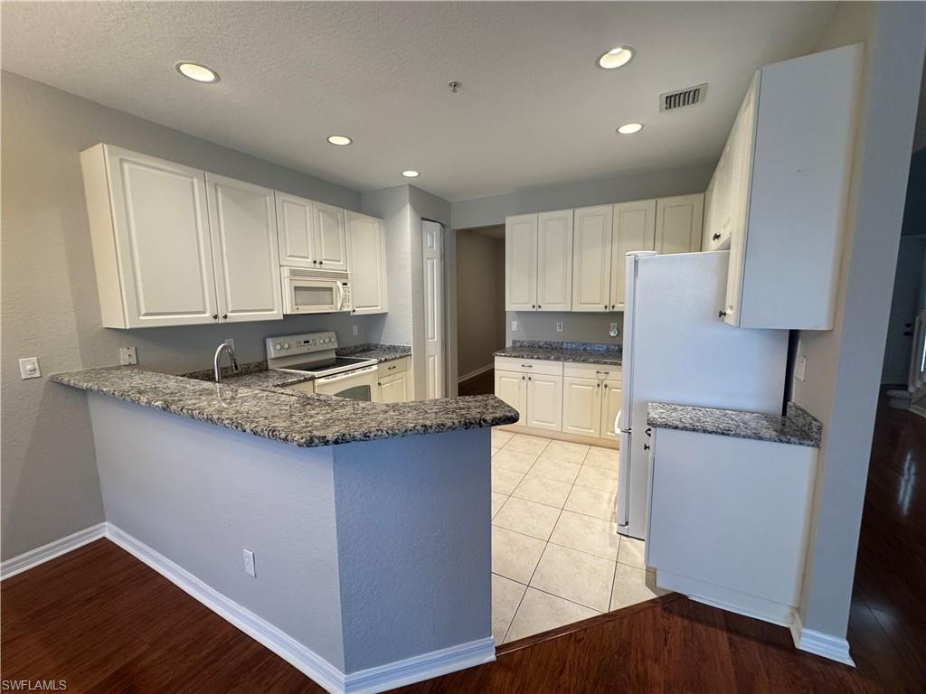 MARIPOSA - Residential Lease