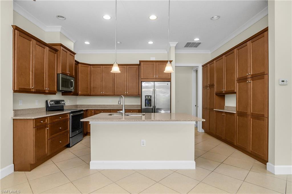 ISLES OF COLLIER PRESERVE - Residential Lease