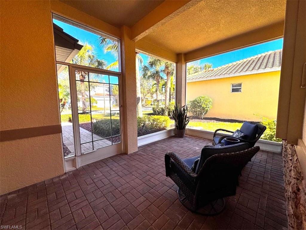CORAL LAKES - Residential