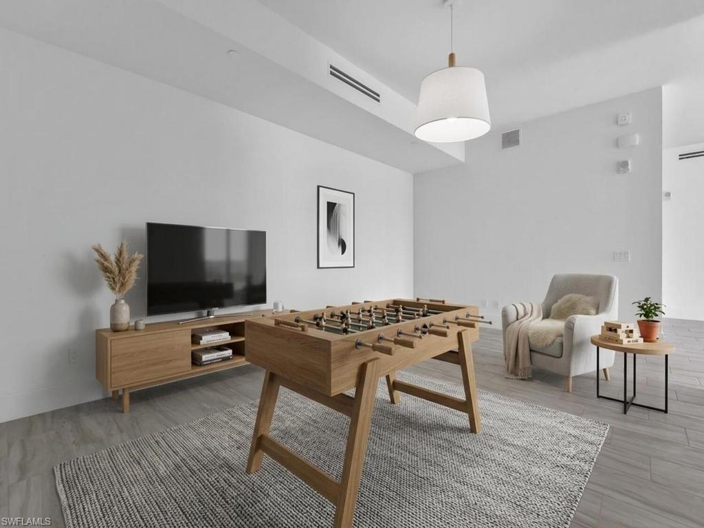 INFINITY AT THE COLONY - Residential Lease