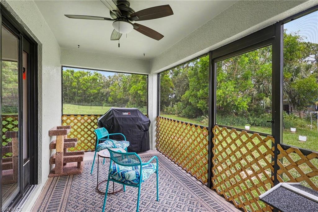 MIRROR LAKES - Residential