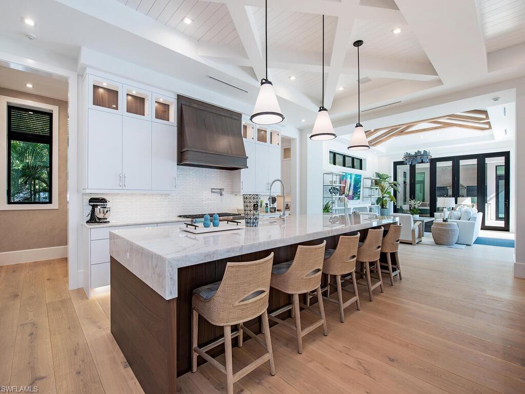 AQUALANE SHORES - Residential